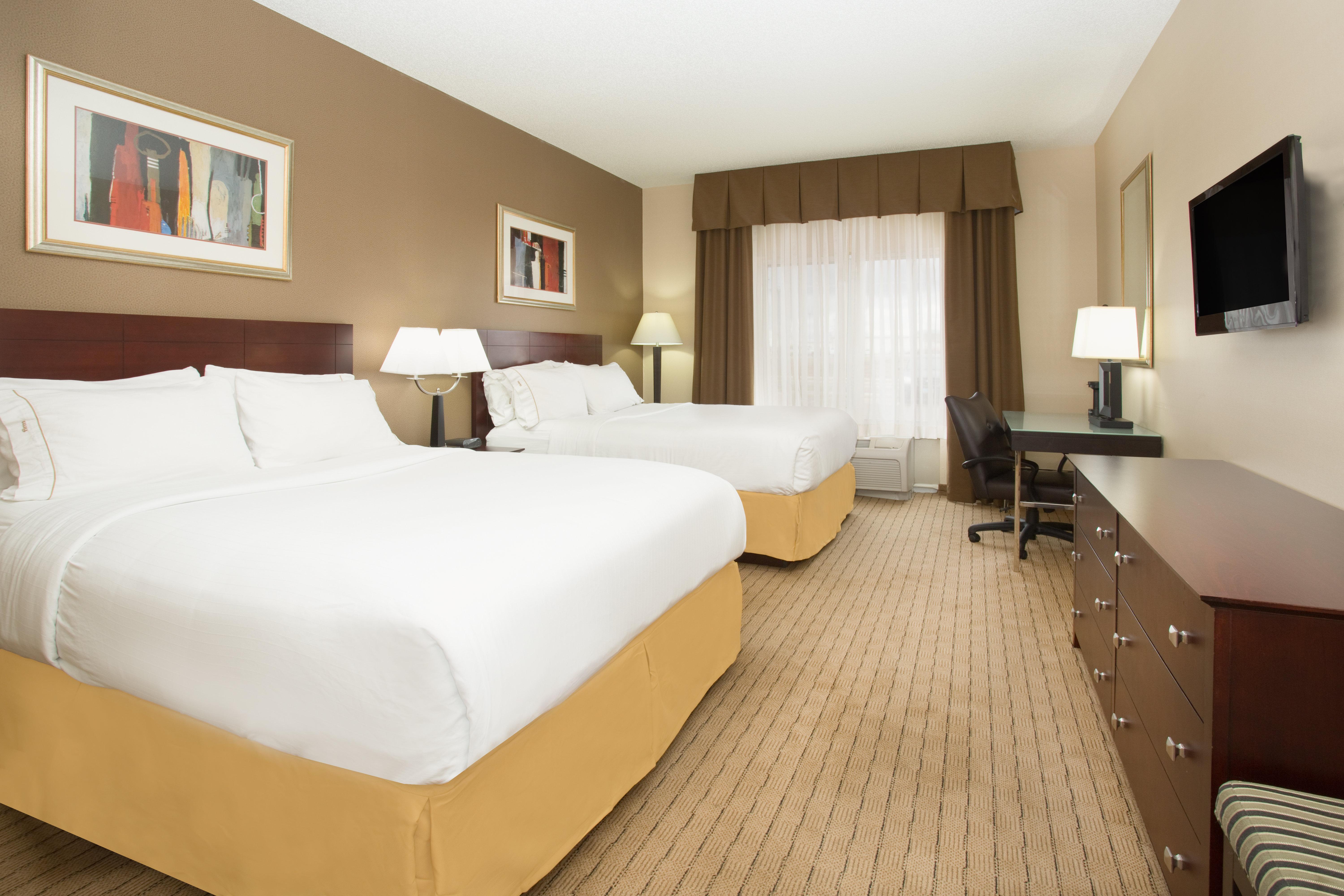 Holiday Inn Express Hotel & Suites Minot South By Ihg Exterior photo